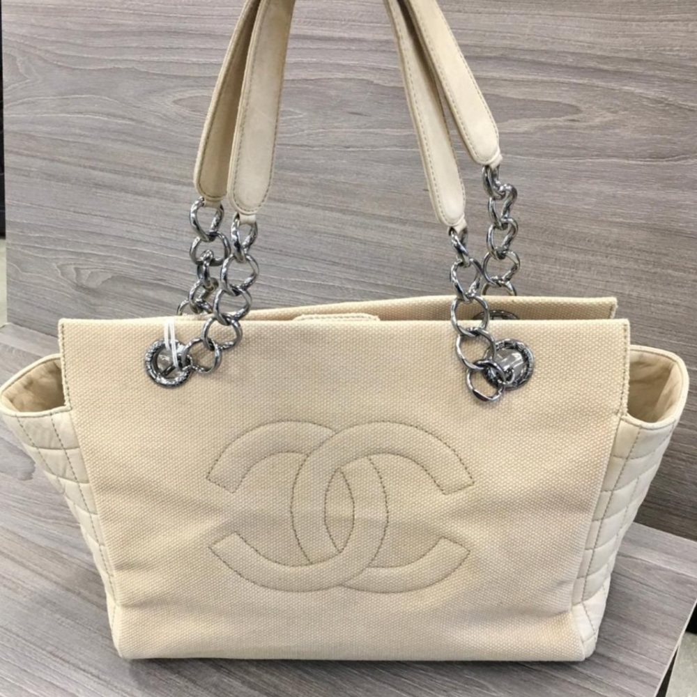 Chanel CC Logo Double chain Canvas Tote